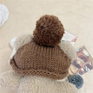 Dog Apparel Comfortable Pet Hat Warm Cozy With Soft Ball Stylish Winter Accessories For Cats Dogs Cute Dress Weather