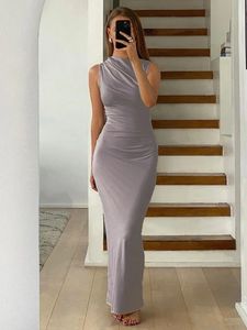 Плиссированное плиссированное с длинными рукавами Slim Maxi Dres Solid Fashion Элегантное платье для вечеринок вне покров с высокой талией Bodycon 240327