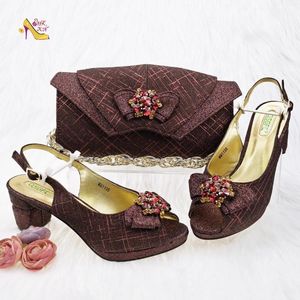 Dress Shoes Italian Style Design Elegant Win And Bags Set Diamond Setting Sparkling Rhinestone Perfect For Garden Parties High Quality