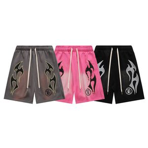 Hellstar Graphic Tee Shorts Mens Shorts Designer Complement Womens مغسول النسيج الشارع غرافيتي حروف الرسائل