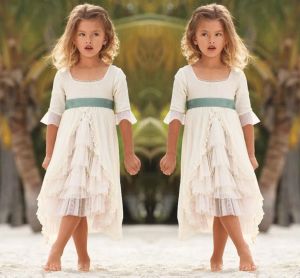 Abiti 2016 Squadra scottatura Flower Girl Dresses for Beach Wedding Mezza maniche lunghe Girls Girls Gowns Abiti per bambini abbigliamento formale p