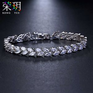 Bracciale a foglia intarsiata con diamante semplice stile