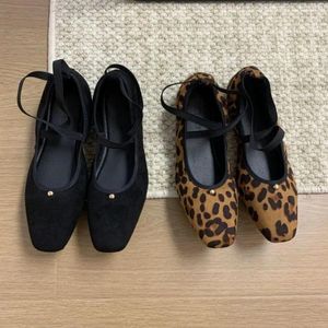 Lässige Schuhe klassische weibliche Wohnungen Ballerina Frauen Modemarke Square Zehen Ballett flacher Moccasin Slip auf Leopard Loafer Muje