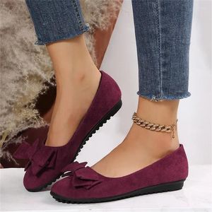 Casual Shoes Women Flats Shallow Spring Lightweight Soft Sole Loafers Designer Trend Walking Non-slip Oxford 2024