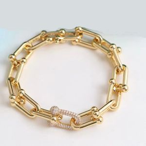 Charme de designer 18K Bracelete de corrente cubana de ouro LUZ BRACELETA DIAMENTO LETRA MULHERM MANE