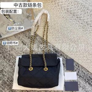 Bag P High Version Blank Niche Vintage Tote Women's 2024 Travel Shopping One Shoulder Crossbody