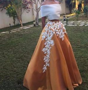 2016 Two Pieces Satin Prom Dresses Elegant White Off Shoulder Short Tops White Applique Skirts Floor Length Zipper Waist Evening D9921767