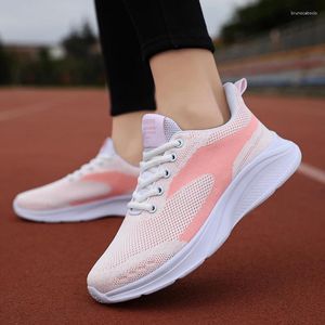 Casual Shoes Studenter vävda andningsbara absorberande löpande lätta hopprep mjuka elastiska sporter för kvinnor