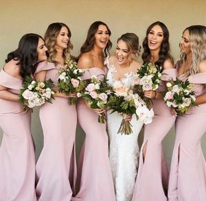 Zarif Uzun Pembe Nedime Elbiseleri Bölünmüş Denizkızı Mat-Satin Kapalı Omuz Resmi Parti Elbisesi Watteau Tren Düğün Konukları Kadınlar İçin Elbiseler