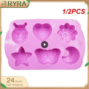 Moldes de cozimento 1/2pcs Flower Silicone Mold Pan com flores de rosas e pentagrama de insetos cardíacos para cubos de gelo de geléia de chocolate Muffins