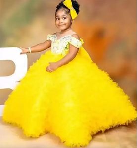 Dresses Lovely Yellow Wedding Flower Girl Dresses Sheer Neck Ball Gown Kids Birthday Party Gowns Beaded Bow Tie Toddler Pageant Wears