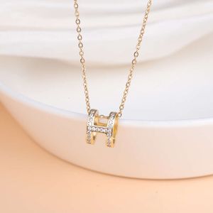 Stainless Titanium Steel Inlaid Stone Letter H Necklace Pendant Korean Version Niche Internet Celebrity Instagram Collarbone Chain High-end Headpiece