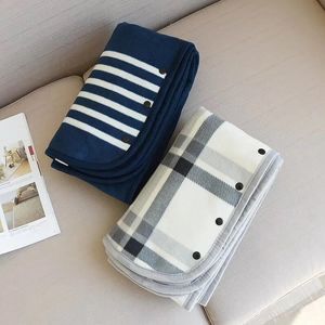 2024 Wearable Plaid Fleece Blanket Polyester Blanket with Button Winte Warm Throws on Sofa Bed Travel Thicken Bedroom Plaids BlanketFor