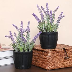 Dekorative Blumen simulierte Eukalyptus Lavendel kleine Topfpflanze für Dekoration von Häusern Restaurants Wohnzimmer Gärten Büros