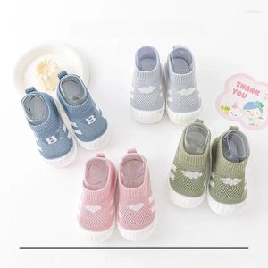 Первые ходоки детские сетчатые туфли дышащие сандалии детские вязаные повседневные детские малыши маленький малыш маленький