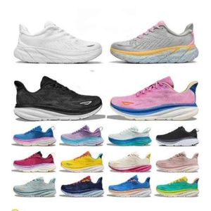 2024 New Style Clifton Running Shoes para homens mulheres Kawana Mafate Designer de elevóides tênis triplos pretos brancos masculinos femininos esportores esportivos ao ar livre