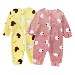 Pigiama da bagno inverno per la tuta per bambini per la moda nata abito di cotone di cotone nata nata da babyinfant saltsui 240325