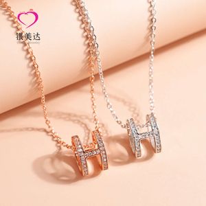 Women's H-letter Pendant Set with Diamond Zircon Trendy and Fashionable Collar Chain Jewelry Necklace