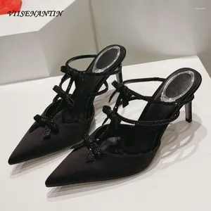 Pantofole di seta in raso da donna di lusso mezze scarpe da pantofolo spalline di farfalla di strass scivolano su tallone sottile sexy feste sandalo scarpa da sposa argento