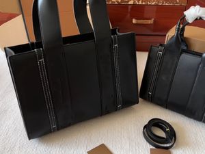 Tasarımcı Kadın Tote Çanta Vintage Büyük Kapasiteli Alışveriş Çantaları Nakış Mektubu Gündelik Klasik Moda Alışveriş Bags17