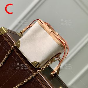 Mini Baget Bag Designer luksusowa torba łańcuchowa 11,5 cm Calfskin Torka na ramię 1: 1 Masowa torba obiadowa z pudełkiem LL310