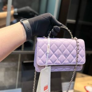 トップハンドルバッグ大型ミニバッグファッションメタル24Cchainバッグ女性贅沢ショルダーバッグウォレットファッションバックパックCFフリップバッグキルティングバッグクロスボディバッグダイヤモンド格子