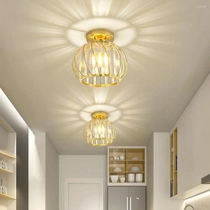 Luzes de teto Flutue Mount Light Accet Modern Golden Entryway Acelações Fazenda Iluminação para o quarto da cozinha do corredor da varanda