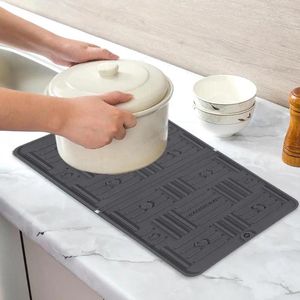 Table Mats Kitchen Sink Mat Foldable Silicone Drain Heat Resistant Drying Pad Tableware Accessories For Home Use