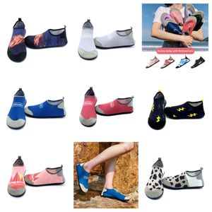 Scarpe atletiche gai sandalo uomo e donna che ovadano scarpa a piedi nudi sport scarpe nere all'aperto spiagge di sandalo coppia di scarpe da scarpa da scarpa da scarpa da 35-46