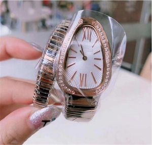 2020 New Style Quartz Movement Snake White Dial Watch 여성 스테인리스 밴드 여성 시계 4599792