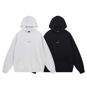 The correct version of Paris Fashion Brand Valentines Day. Qixi limited new love embroidery men and womens hooded sweater