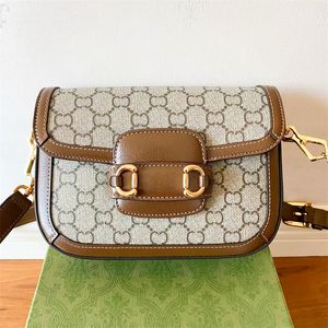 Horsebit 1955 Cool Vintage Messenger 안장 가방 디자이너 나일론 가죽 여성 토트 크로스 바디 백 2 크기 남성 어깨 핸드백 지급 클러치 고급 봉투 가방