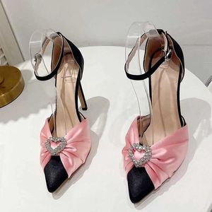 Dress Shoes Liyke 2024 New Fashion Glitter Crystal Heart Shape Buckle Women Pumps Sandals Silk Pointed Toe Stiletto Heels Party Prom H240403YTVE