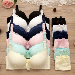 Teenage Underwear Young Teens In Lingerie Young Girls Bras and Panties Sets Kids Bra Small Size 12/14/16 Year 240329