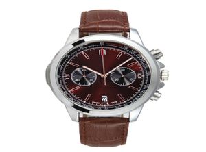 最新のクロノグラフメンズデザイナーウォッチOrologio di Lusso Japan Quartz Monse Mens Watches Leather Strap Male Wristwatches Mont5579485