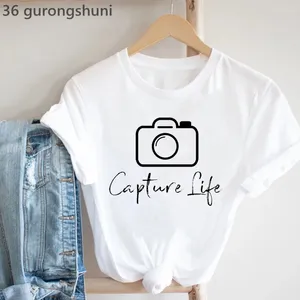 Women's T Shirts Capture Life Camera Graphic Print Tshirt Kvinnor Rolig vit T-shirt Femme Summer Hipster Shirt Kvinnliga Casual Tops Tee