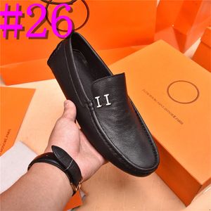 Mocassins de couro de 40model Sapatos de condução confortáveis deslizam em homens mocassins festas de casamento masculino sapatos de gabinete vestido de couro sapatos de couro