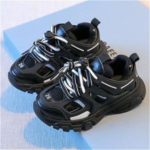 Designer utomhus sneakers vår höst barn sko pojkar flickor idrott andas barn baby ungdom casual tränare småbarn spädbarn mode atletisk sneaker