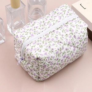 Storage Bags Toiletry Bag Flower Print Cosmetic Set With Zipper Closure For Travel Business Trips Capacity Portable Makeup