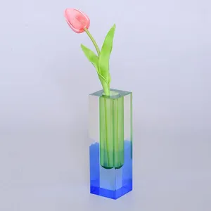 Vaser Vacker akrylkristall Rainbow Vase Luxury Decorative Pillar Bud Tabletop Flower Container Nordic Room Home Decoration