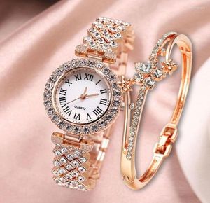 Orologi da polso in scala romano Diamond Women Orologio Bracciale in acciaio Love Petal Quartz Orologio da polso per la moda di lusso per 4302024