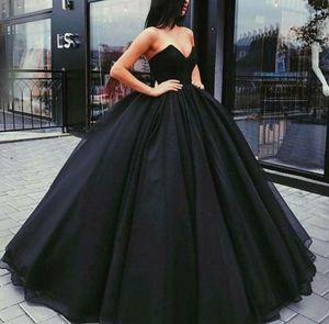 Gorgeous Ball Gown Prom Dresses BlackRed Sexy Backless Sweep Train Evening Gowns New Arrival Fall5799873