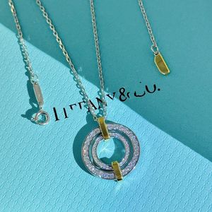 Designer Diamond Pendant Round Full Diamond Pendant Necklace Fashionabla Simple and Elegant Gift for Lovers