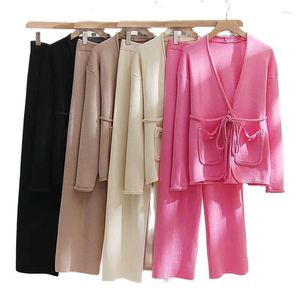 Dwuczęściowe spodnie Kobiet Qoerlin moda zima 2 zestawy kardigany i odpowiada koreańskie koronkowe wierzchołki z długim rękawem