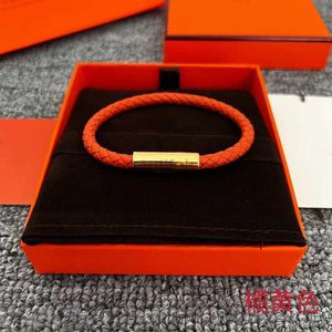 12A Specchio di qualità Bracciale Bracciale Donne Bragglezza Handrope in tessuto di vacca per uomini e donne Lettere versatile personalizzata Bracciale regolabile Autunno nuovo