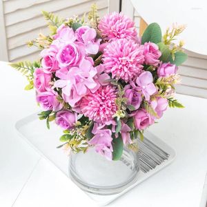 Fiori decorativi docidaci bouquet di seta rosa artificiale per matrimonio decorazioni per la casa di San Valentino