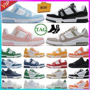 Tênis de treinador Virgil Sapatos baixos de calfskin em couro com relevo homens mulheres triplas abloh plana jeans de jeans brancos preto verde vermelho azul tamanho 36-45