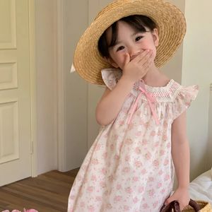 Summer Next Babys Girl Dress Girl Corean Fly Lace Collar Bowbow Belle Petal Floral Stampa Toddler 240322