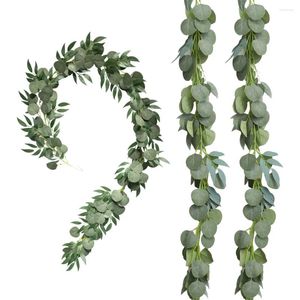 Kwiaty dekoracyjne 3PCS 2M Sufit Decor Układ drogi Rattan Jungle Party Wedding Decoration Greens Artificial Willow Vine Wind