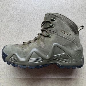 Fitness Shoes UE 39-45 Trekking ao ar livre Caminhando escalada escalando masculino Botas de treinamento militar do Exército Sneakers não deslizantes homens